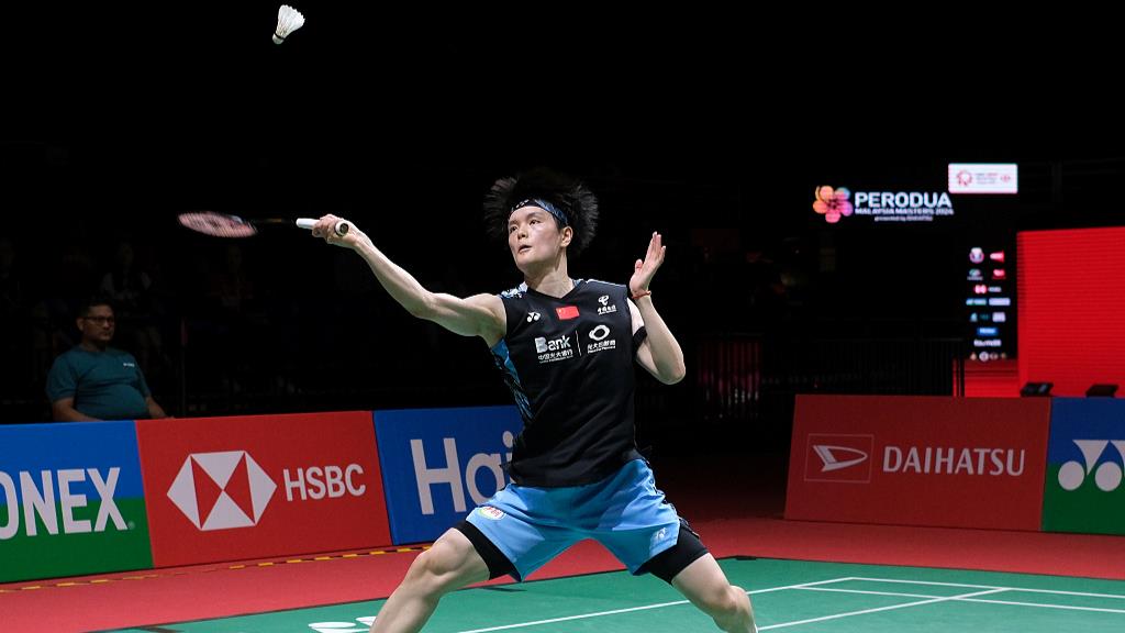 包含法国羽毛球队逆转马来西亚羽毛球队，辛杜爆发神勇的词条